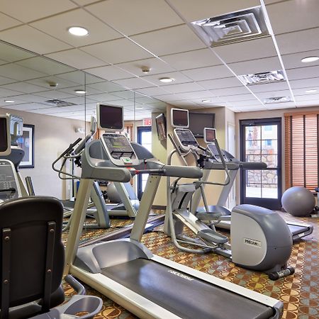 Holiday Inn Express & Suites El Paso Airport By Ihg Bagian luar foto