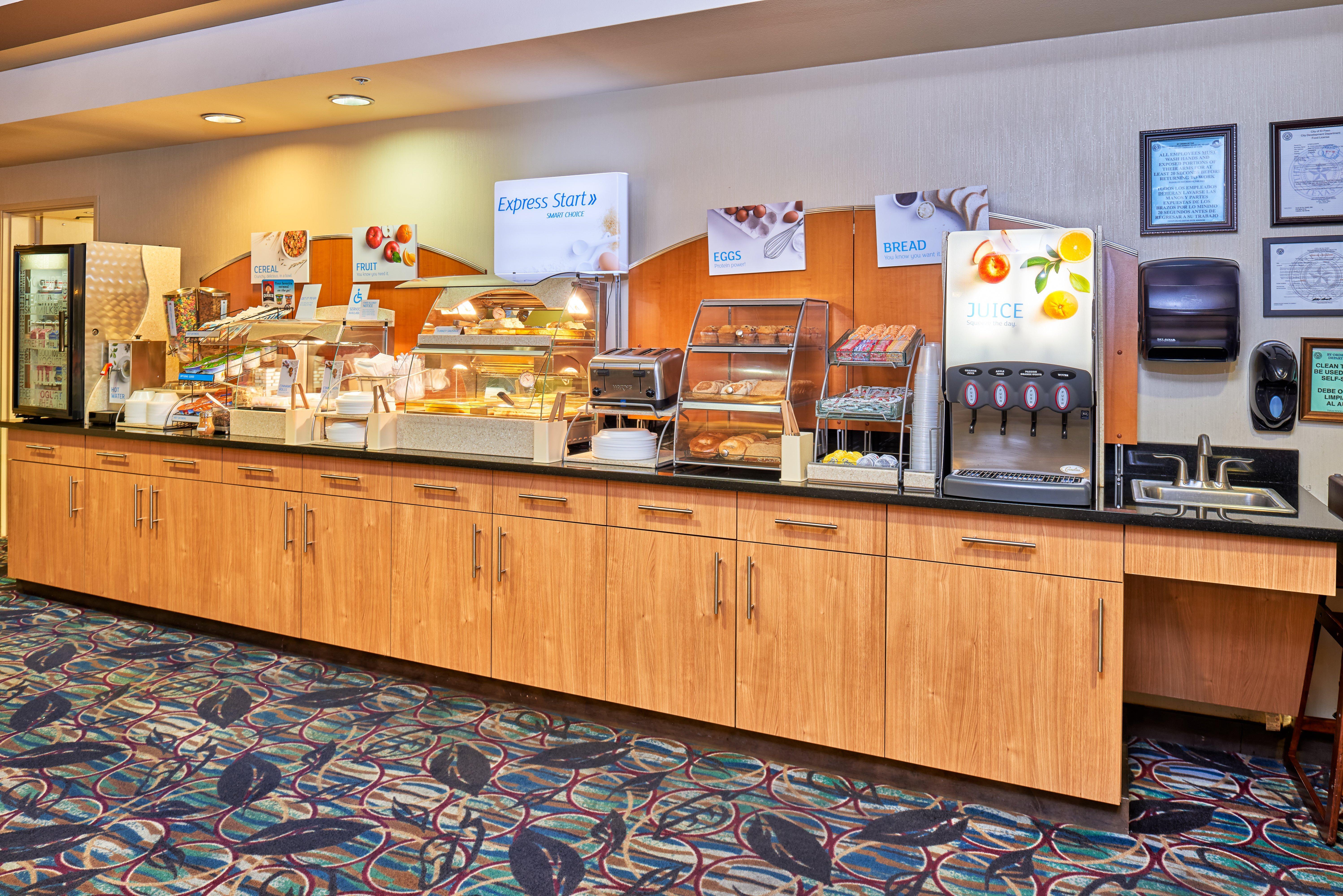 Holiday Inn Express & Suites El Paso Airport By Ihg Bagian luar foto