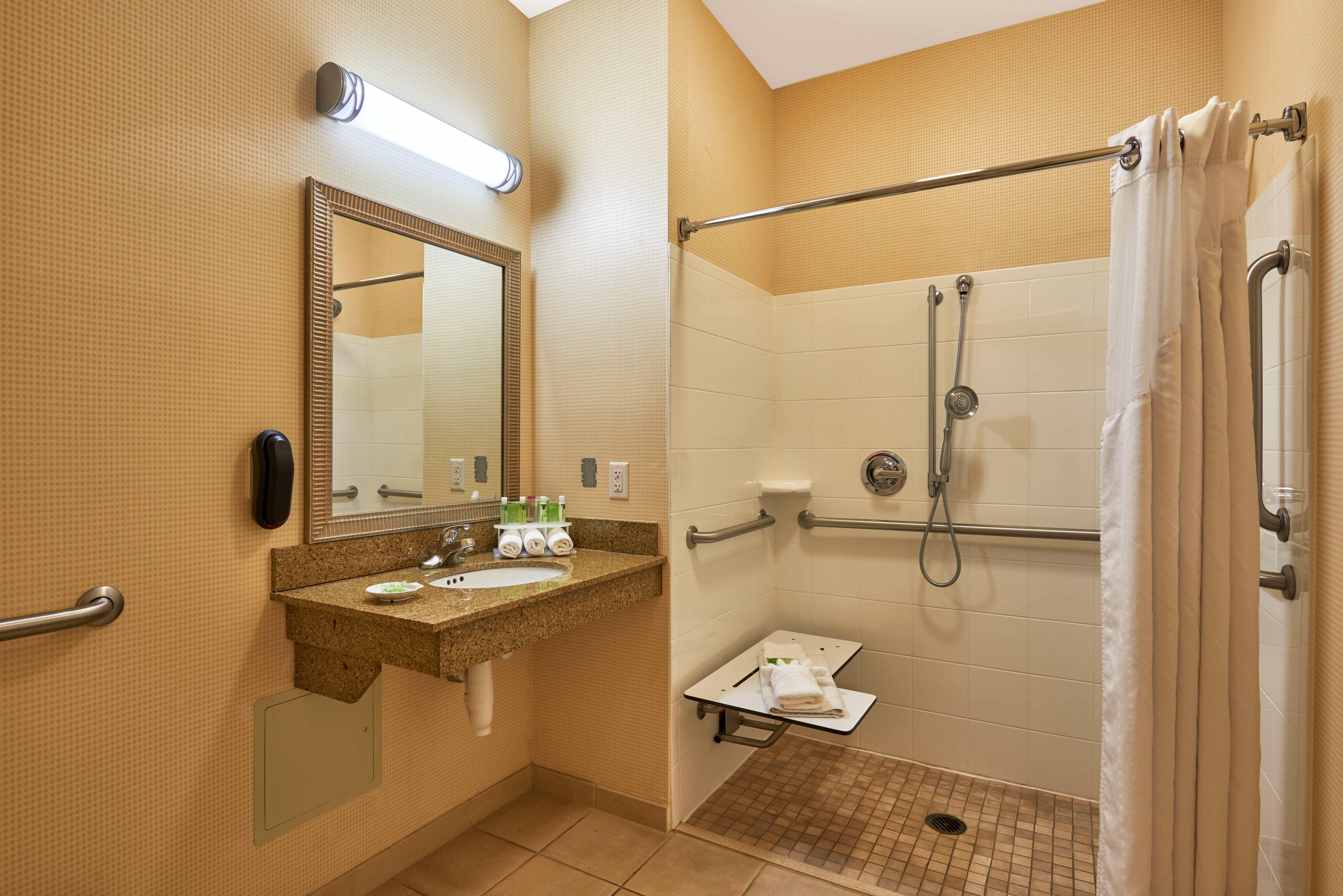 Holiday Inn Express & Suites El Paso Airport By Ihg Bagian luar foto