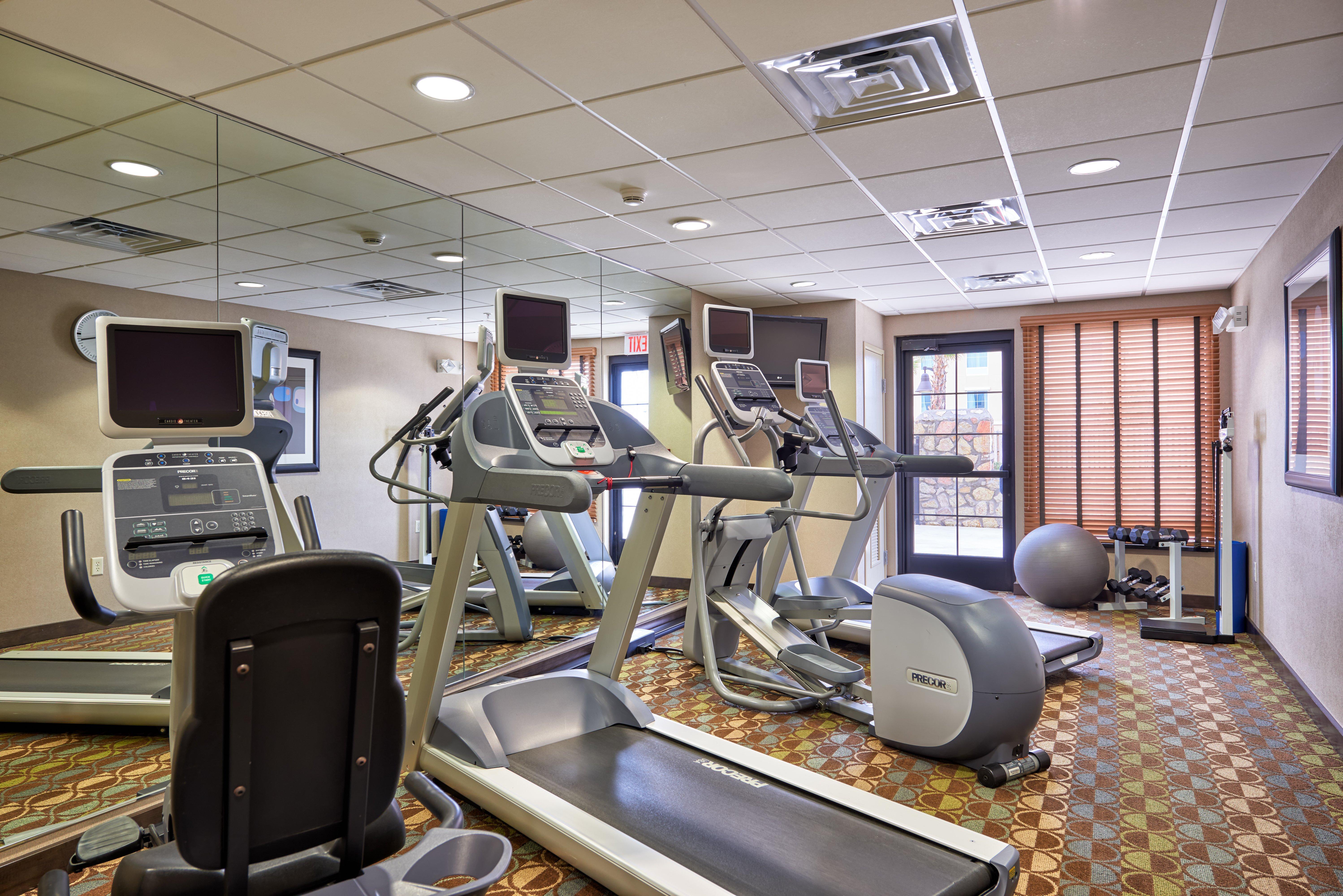 Holiday Inn Express & Suites El Paso Airport By Ihg Bagian luar foto