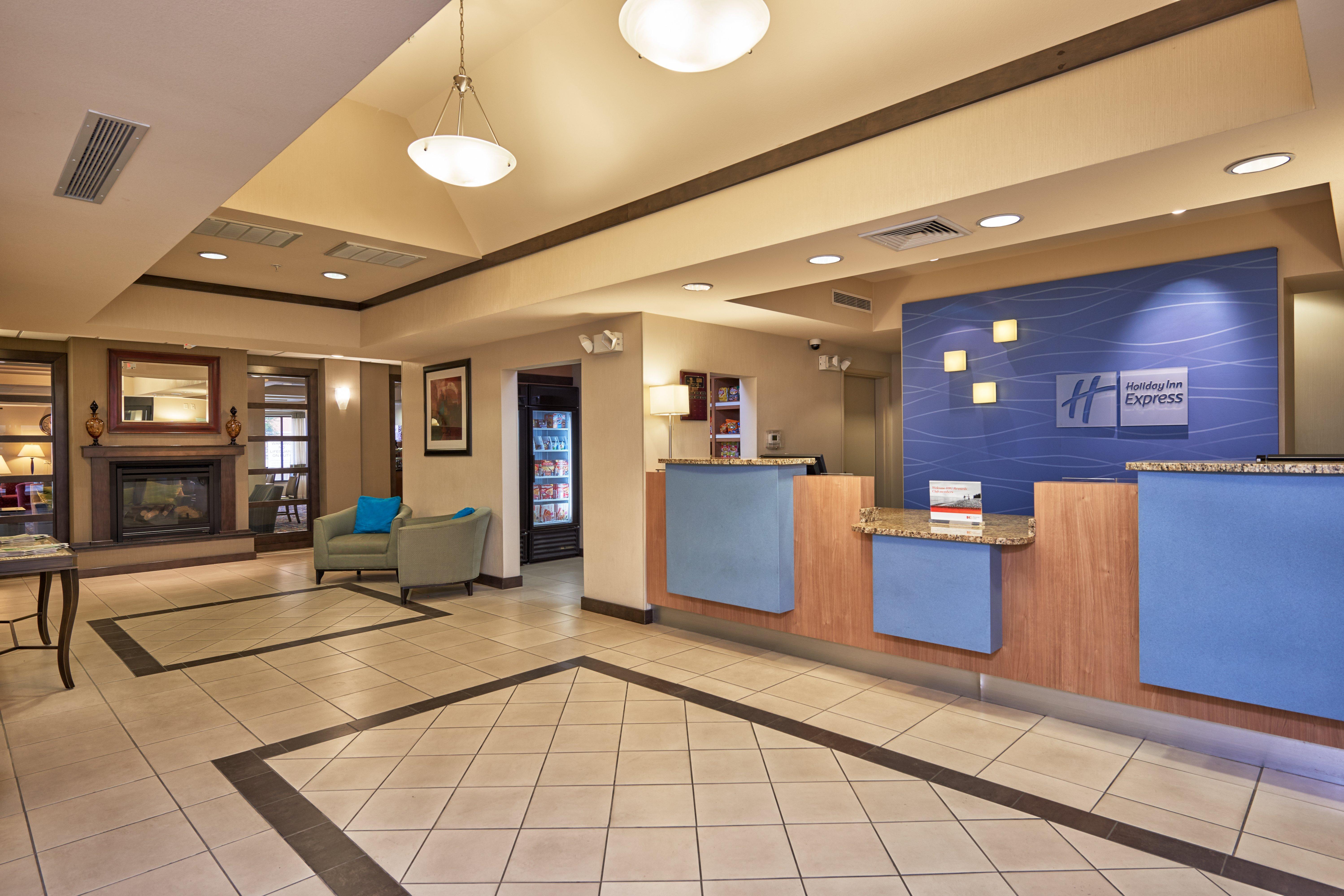 Holiday Inn Express & Suites El Paso Airport By Ihg Bagian luar foto