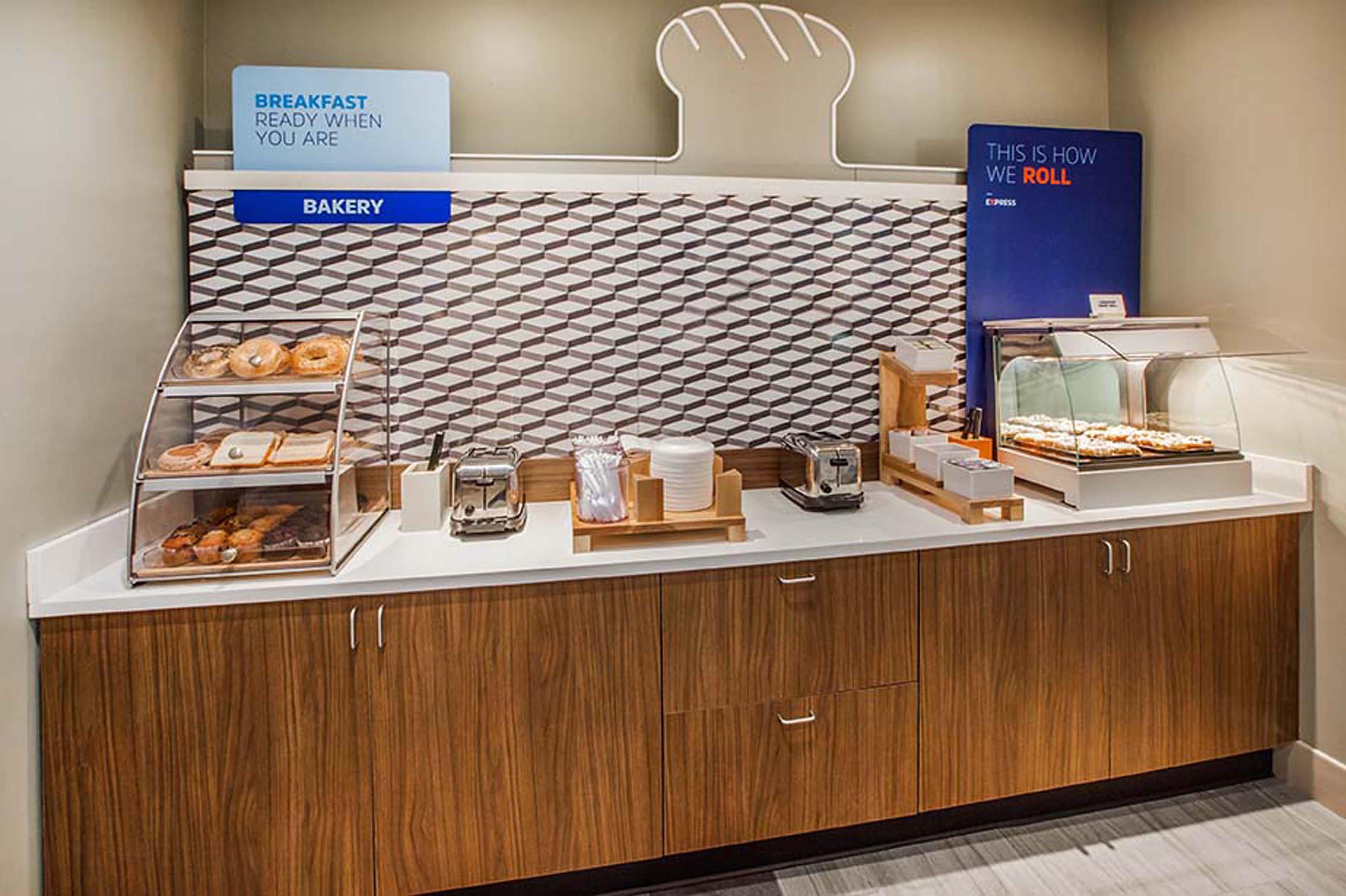 Holiday Inn Express & Suites El Paso Airport By Ihg Bagian luar foto