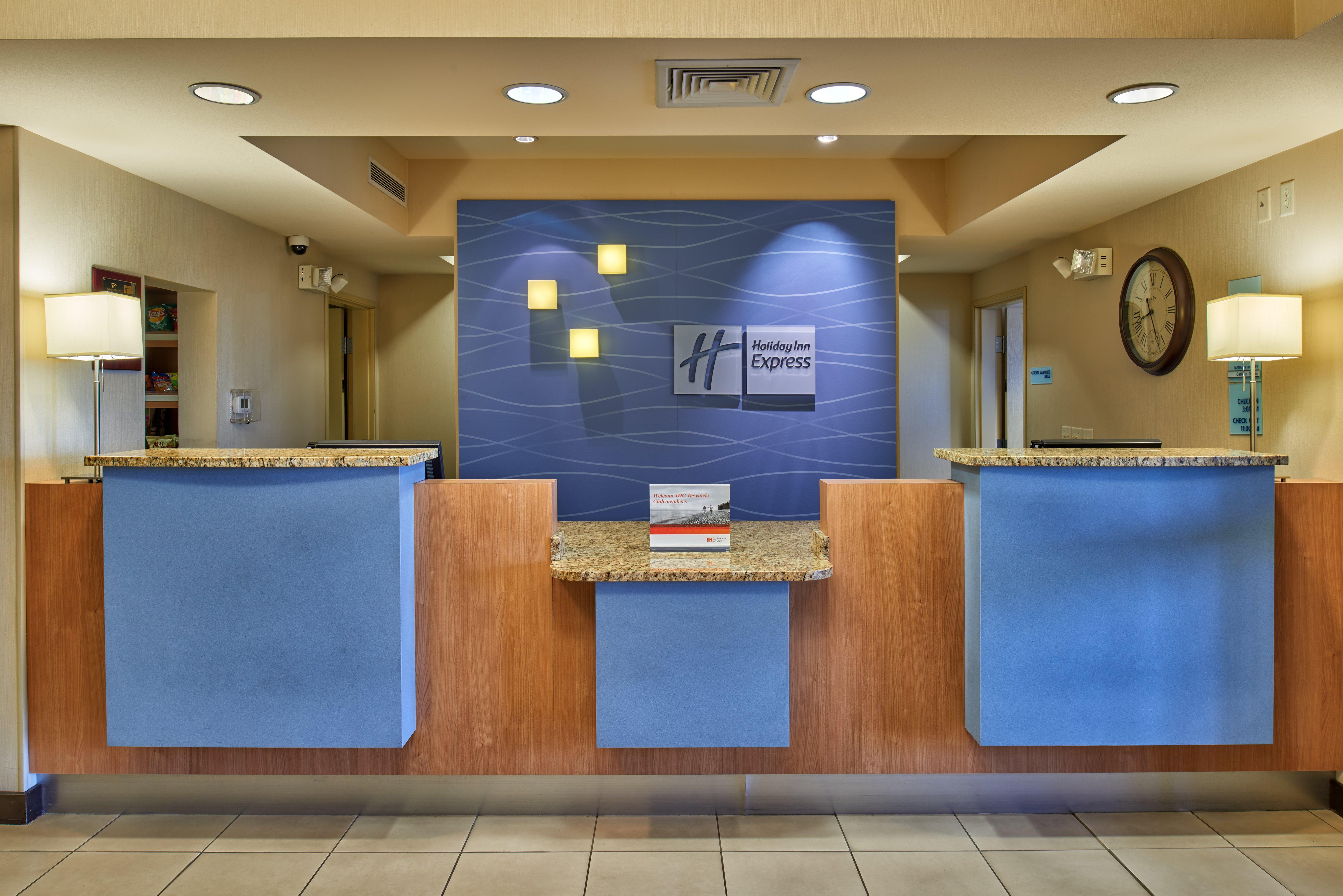 Holiday Inn Express & Suites El Paso Airport By Ihg Bagian luar foto