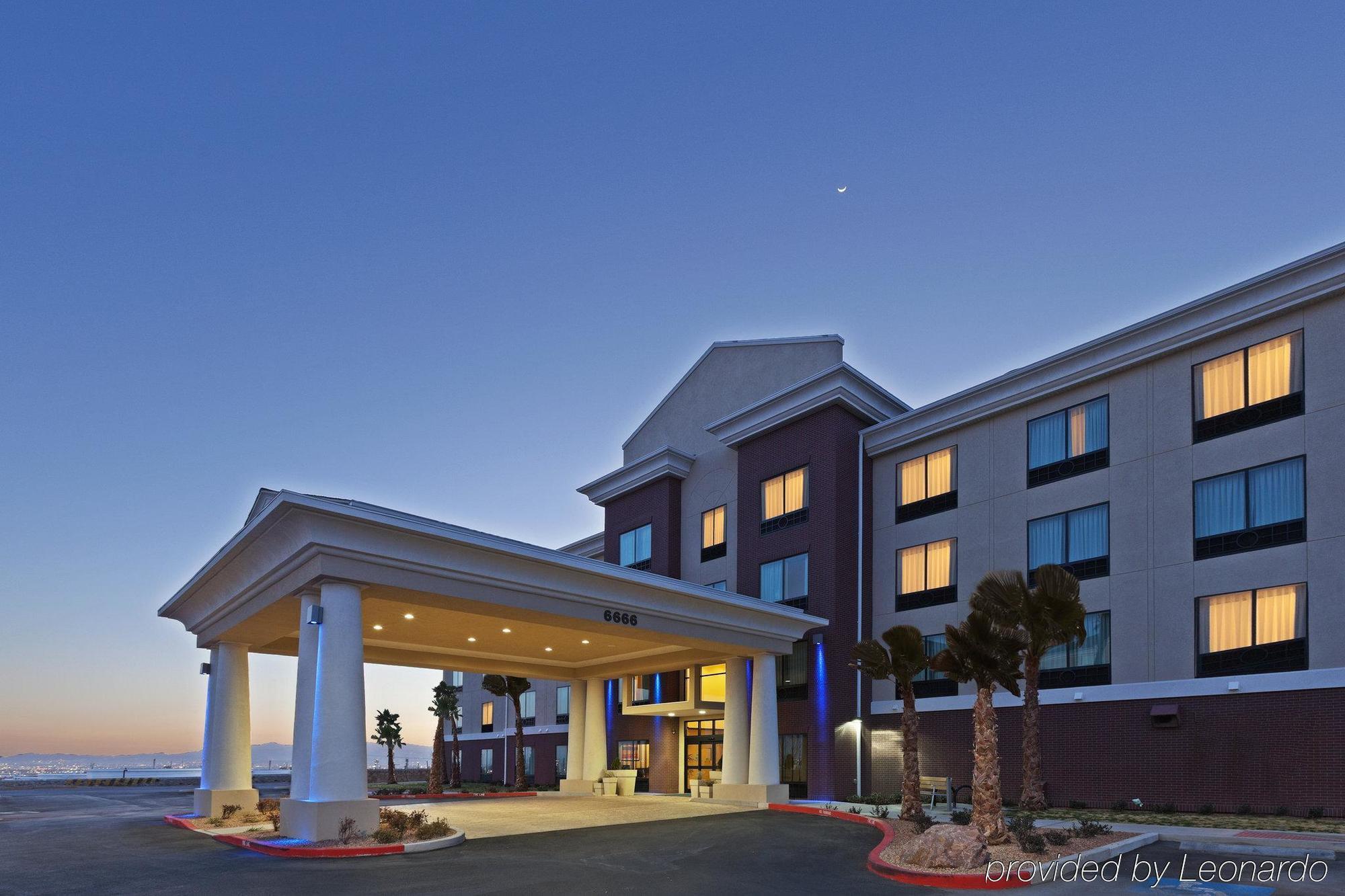 Holiday Inn Express & Suites El Paso Airport By Ihg Bagian luar foto