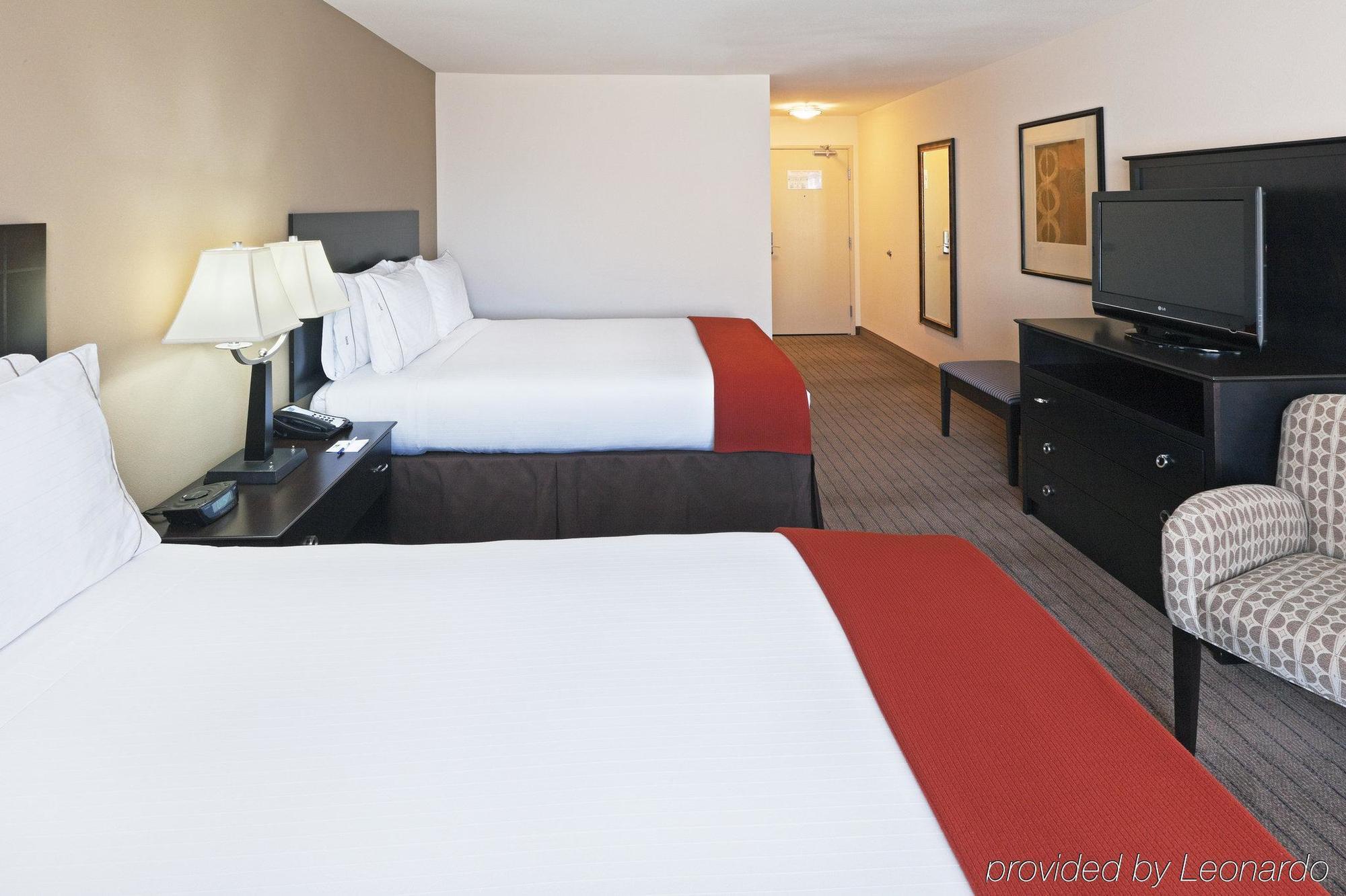 Holiday Inn Express & Suites El Paso Airport By Ihg Bagian luar foto